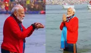 PM Modi took a holy dip in the Triveni Sangam during the Maha Kumbh in Prayagraj, shared photos