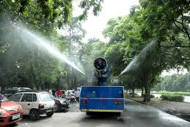 Sprinkler vehicle dedicated to the city to prevent pollution