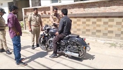 Lucknow police's strict campaign, crackdown on speeding and modified bikes