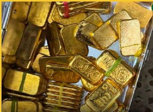 95 kg gold and Rs 60-70 lakh cash recovered from a closed flat in Ahmedabad