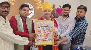 Popular and hardworking officer Ram Prasad Tiwari took over the charge of Sadar Tehsil, gave instructions for immediate resolution of public problems as soon as he took the chair