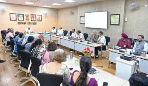 The meeting was concluded under the chairmanship of Governor of Uttar Pradesh and Chancellor of State Universities Anandiben Patel