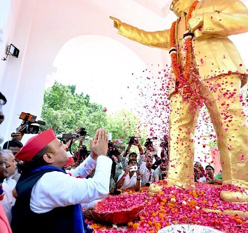 Akhilesh Yadav remembered Baba Saheb on Ambedkar Jayanti, paid floral tribute and pledged social justice