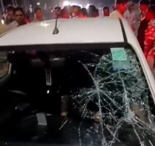 Horrible accident in Hazratganj: High speed car crushes labourer sleeping on footpath, condition critical