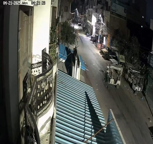 Another e-rickshaw stolen in Ghazipur, incident captured on CCTV