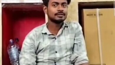 Auraiya: The youth caught in illegal mining made a reel while sitting in the police station, uploaded it on social media and created a ruckus