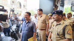 Joint checking campaign of police and BDDS in Hazratganj, flag march and intensive monitoring for security