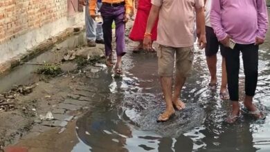 Lucknow: Serious problem of waterlogging in Azad Nagar of Sarojini Nagar II ward, councilor demanded immediate solution