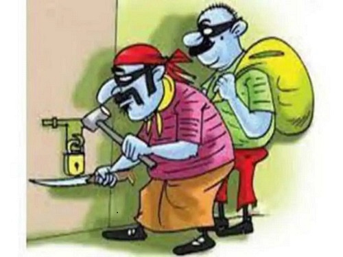 Shahjahanpur: unknown thieves commit theft in the house of a young man who had gone to attend his nephew's wedding