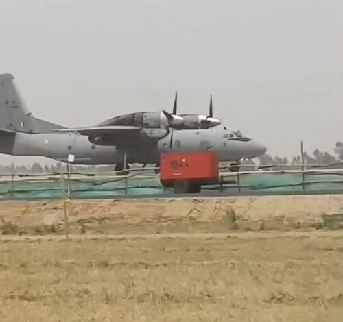 "Touch and Go" rehearsal of fighter planes on Ganga Expressway in Shahjahanpur, night landing facility will be available soon