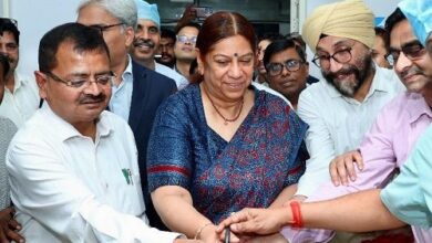 Robotic surgery program launched at KGMU, first successful surgery done with 'Mantra' robot