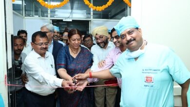 Robotic surgery unit launched at KGMU, Vice Chancellor Prof. Sonia Nityanand inaugurated it