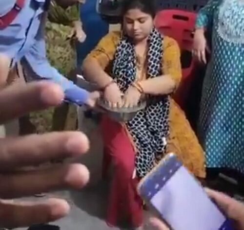 Questions raised on anti-corruption action in Kanpur countryside, claim of catching a female accountant red-handed while taking bribe