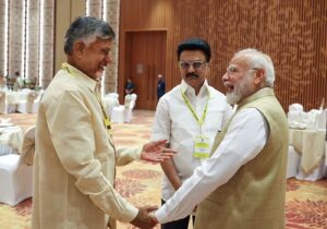 Prime Minister Modi met MK Stalin and Chandrababu Naidu in the Niti Aayog meeting