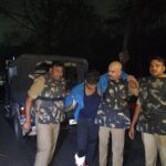Lucknow: Alambagh police's swift action, robber shot in leg in encounter, accused Anees was wanted in 22 cases