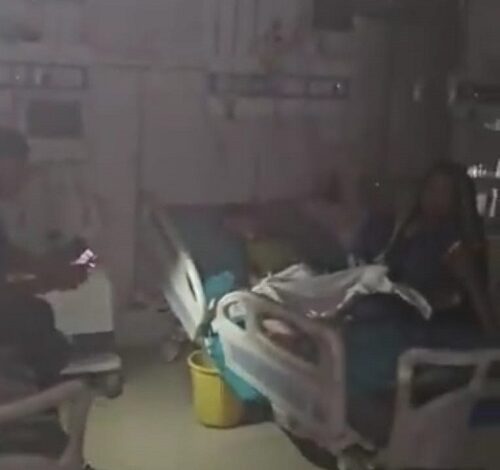 Hardoi: Electricity missing in medical college, patients suffering in heat — power cuts of more than 12 hours in many districts