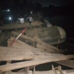 Pinahat: The pontoon bridge on the Chambal river broke down, a trolley full of bricks became the cause of the accident