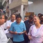 Lucknow: Minister in charge Suresh Khanna inspected the cleanliness system of the city, got angry after seeing the dirt