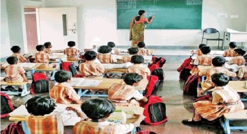 ЁЯУЪ Complaint against loot in education: Demand to save the education of poor students