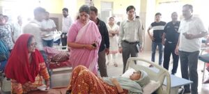 State Women Commission President Babita Chauhan did a surprise inspection of the women's hospital, expressed strong displeasure over the mismanagement