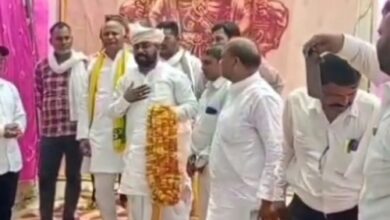 Subhaspa leader attacked during a program after being garlanded on stage and slapped