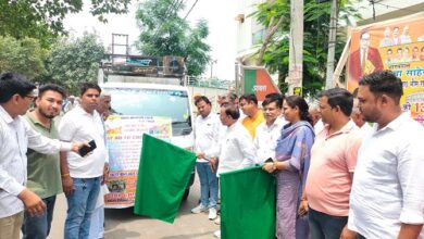 Child Labor Prohibition Week: MLA flagged off the campaign vehicle in Hapur