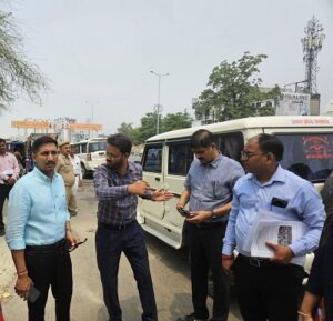 District Magistrate conducts on-site inspection of the corrective works carried out at the black spots on Ayodhya Marg