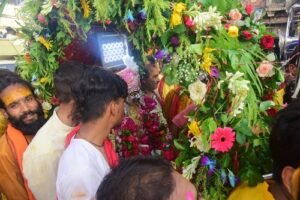 Devotees gathered in large numbers in Shri Kotwaleshwar Mahadev's city tour