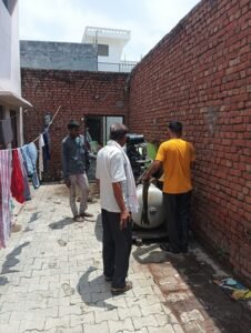 Stick of law: Illegal occupation of retired officer's land in Vinod Vihar removed, victim demanded strict action against the accused from DM