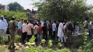 Aligarh: Body of a 20-year-old youth found in Shahjamal Idgah cemetery, serious head injury, girlfriend accused of murder