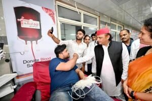 Blood donation camp organised in KGMU on Akhilesh Yadav's birthday, initiative becomes an example of humanity