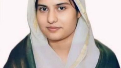 Shamli: ADM misbehaves with SP MP Iqra Hasan, says - "Get out of the office"