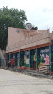 'Ashoka Pillar' in Gandhi Park is disgraced, Municipality is silently watching the spectacle - Administration has not woken up to the deterioration of the national symbol