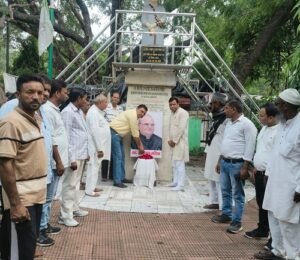 RLD workers paid tribute to former Governor Late Satyapal Mallick