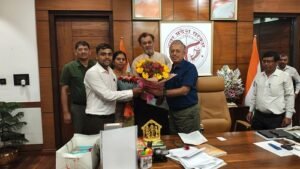 Delegation of State Employees Joint Council met the new Chief Secretary and congratulated him.