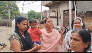 Lucknow: Insult of national flag in Ambarganj, questions raised on SP councilor