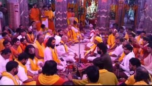 Ayodhya: The grand display of Jhoolan festival at Bada Bhaktmal Ashram, the flower bungalow tableau fascinated the mind